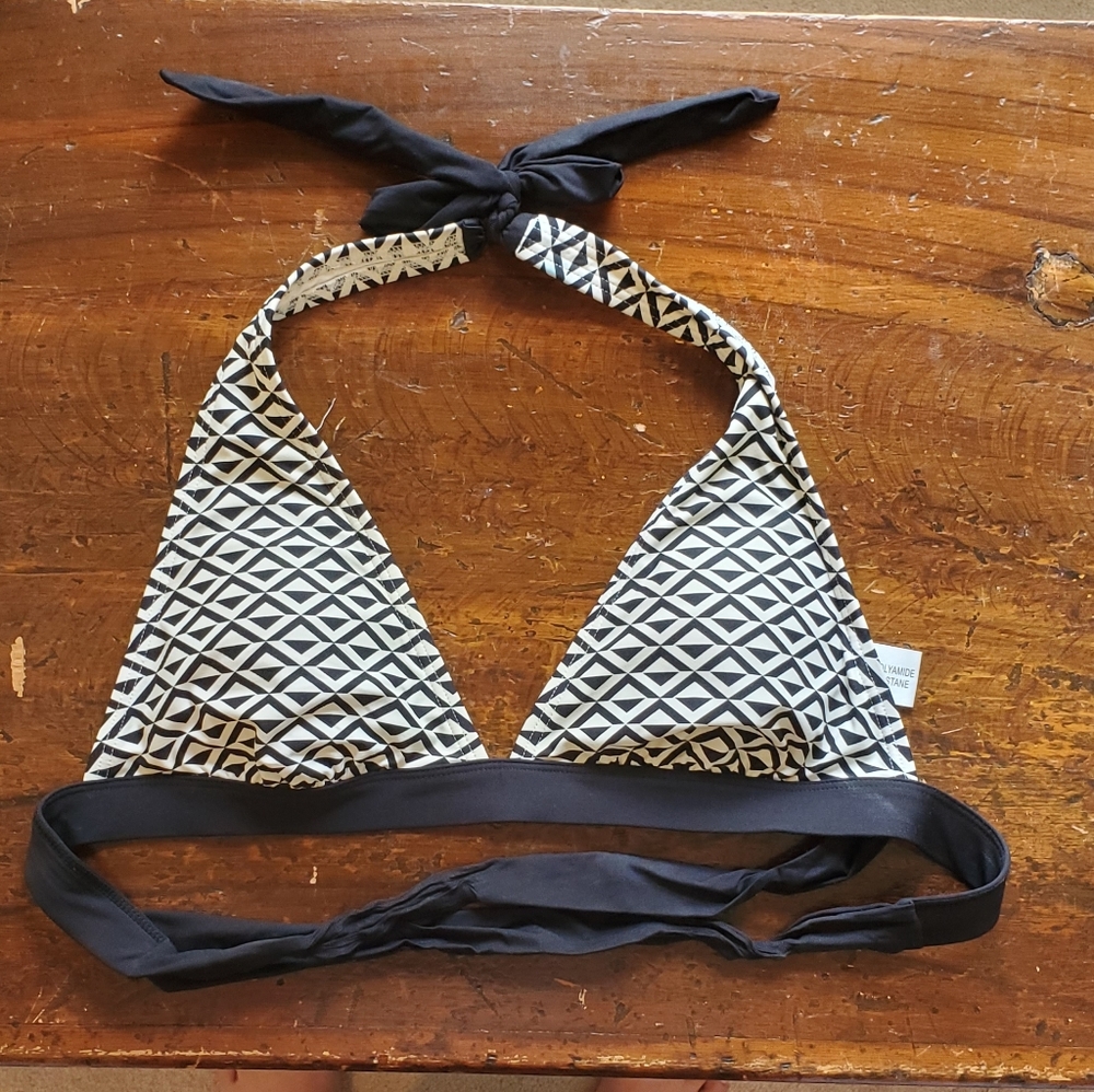 Black and White Bikini Top
